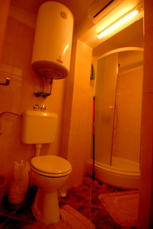 Guesthouse Konti Rijeka Phòng bức ảnh