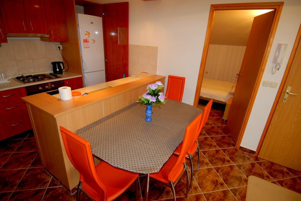 Guesthouse Konti Rijeka Phòng bức ảnh