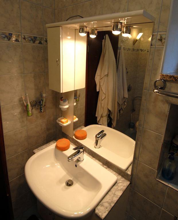 Guesthouse Konti Rijeka Phòng bức ảnh